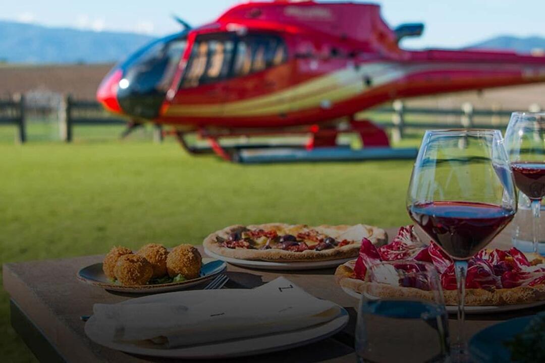 Zonzo Estate Heli Couple's Getaway Melbourne City Centre VIC