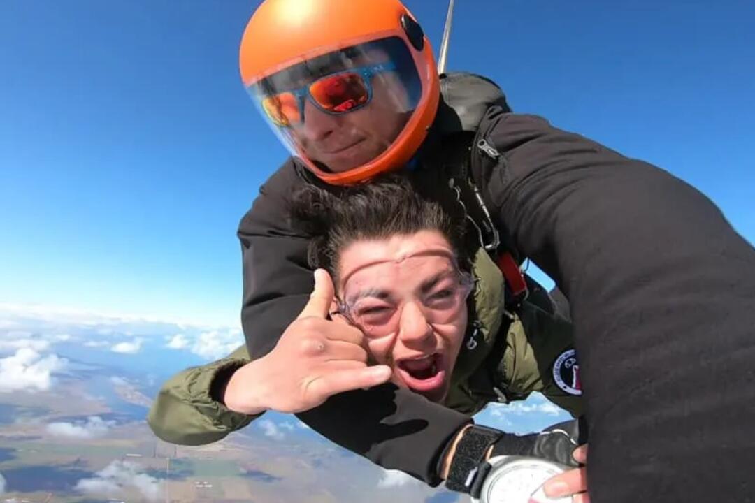 McLaren Vale Skydive from 15 000 Feet Gift Voucher - McLaren Vale SA