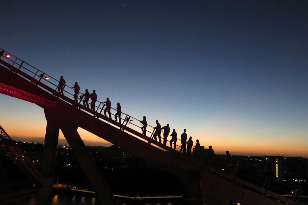 Climb the Story Bridge at Dawn - Gift Voucher or Instant Booking - Brisbane QLD