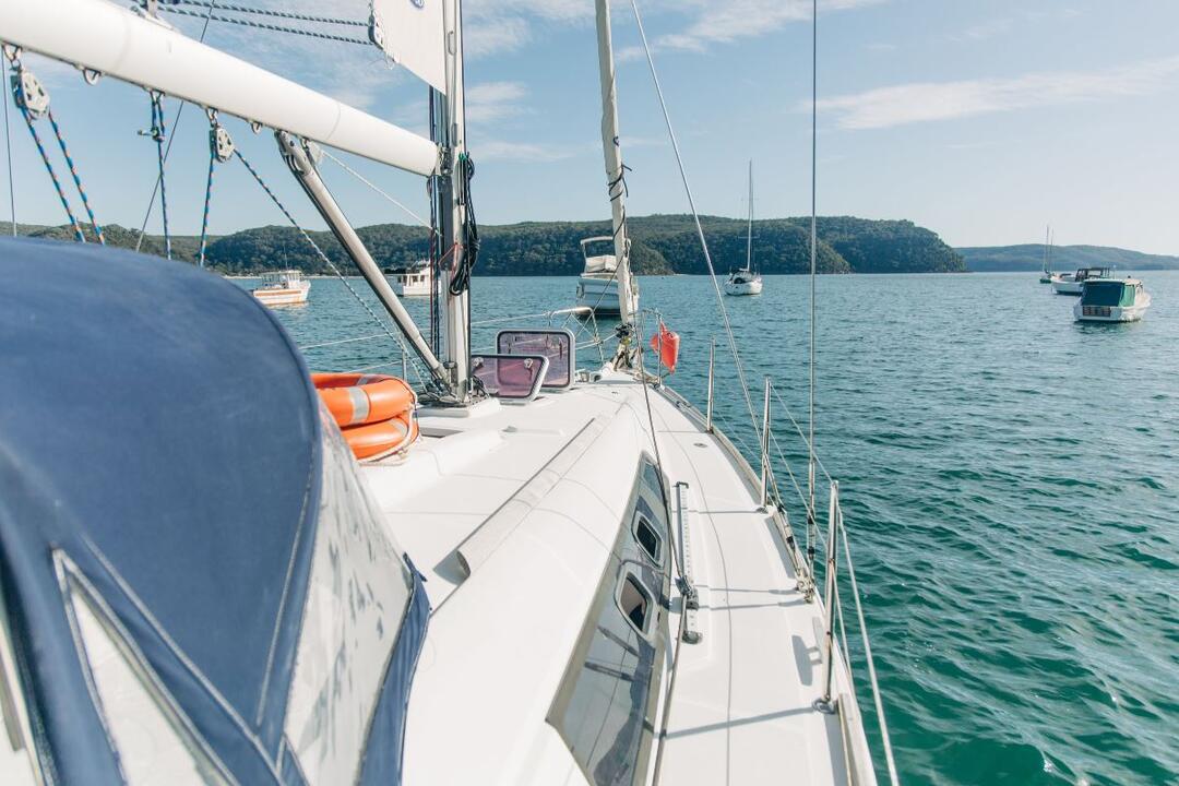 Exclusive 2.5-Hour Skippered Yacht Charter Palm Beach NSW
