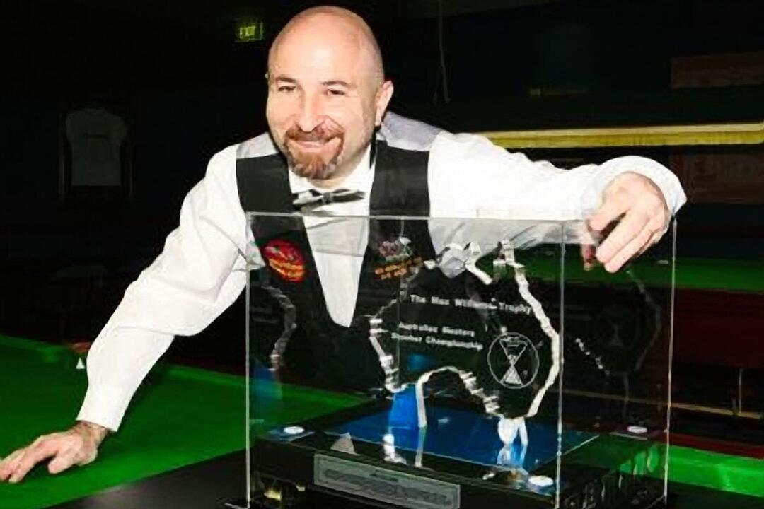 Play Snooker with World Champion, Robby Foldvari Gift Voucher - Melbourne VIC