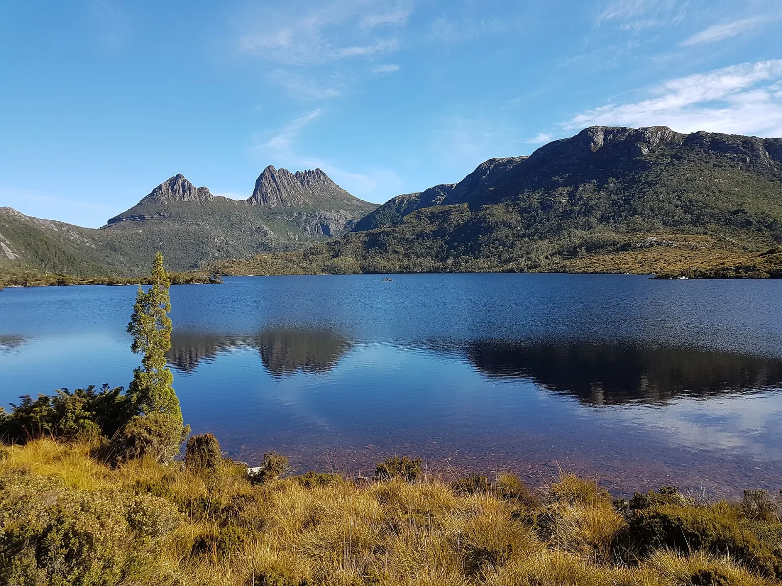 Hiking at Cradle Mountain-Lake St Clair National Park